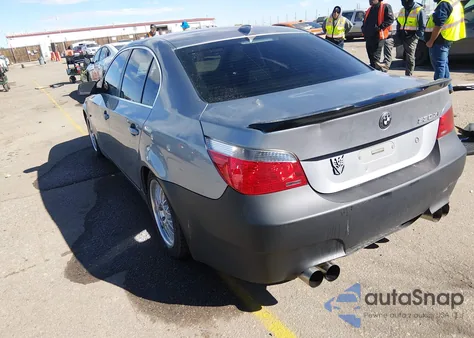 2006 BMW 530Xi z USA, uszkodzony, nr VIN WBANF73526CG69060